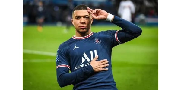 Mbappe refuse de renouveler son contrat à Paris, pourrait être transféré au Real Madrid